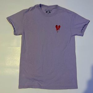 Men’s small, heartbreak t shirt
